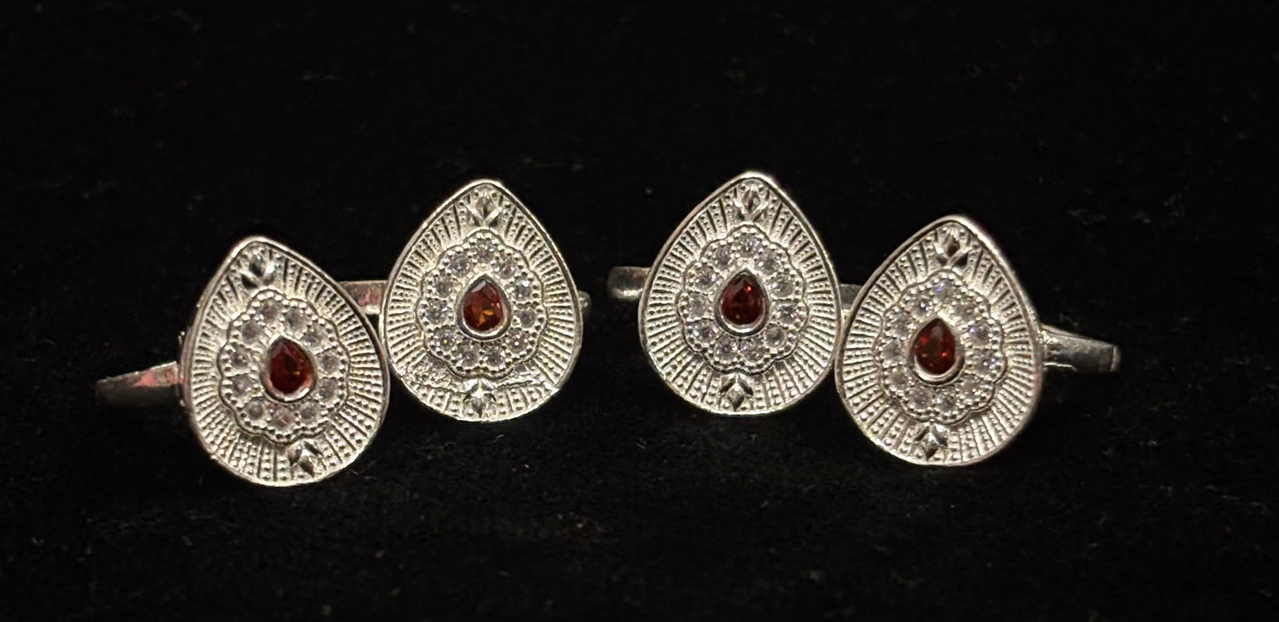 Fancy Silver Antique Toe Rings